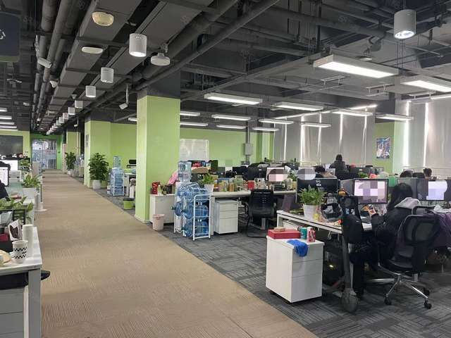 上海转弯辊筒输送机价格